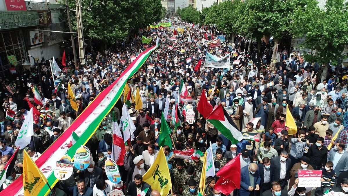 راهپیمایی بزرگ مردم غیور شهر کرج در حمایت از اقدام مقتدرانه سپاه پاسداران انقلاب اسلامی در تنبیه رژیم متجاوز صهیونیستی در کرج برگزار می‌شود.